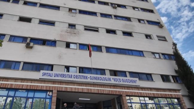 “U soll në gjendje të rëndë traumatike”, reagon spitali: Diagnozat klinike të foshnjes që u braktis në bodrum