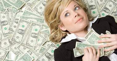 Dëshironi të pasuroheni? Zakoni numër 1 i milionerëve