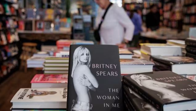 Autobiografia e Britney Spears ka shitur mbi 1 milion kopje që në javën e parë të publikimit