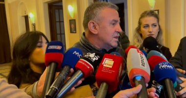 Homazhe për Zef Dedën, Agron Llakaj: Me artin e tij ka lënë të qeshurën mbrapa