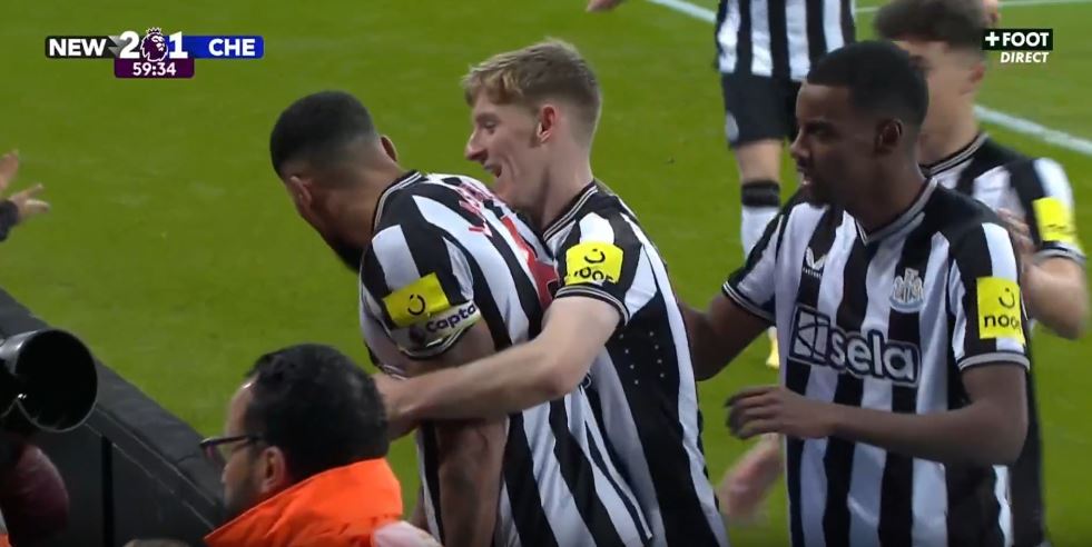 VIDEO/ Chelsea e pëson, Newcastle gjen golin e avantazhit