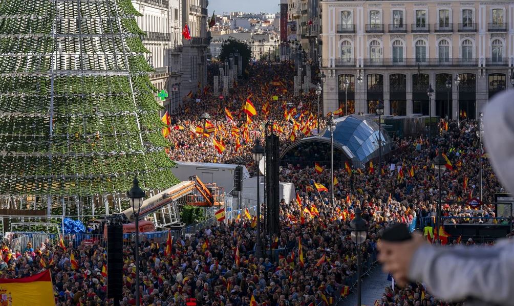 Amnistia e katalanasve, spanjollët protestojnë kundër Sanchez