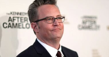 Matthew Perry-t i jepet lamtumira e fundit me ceremoni private