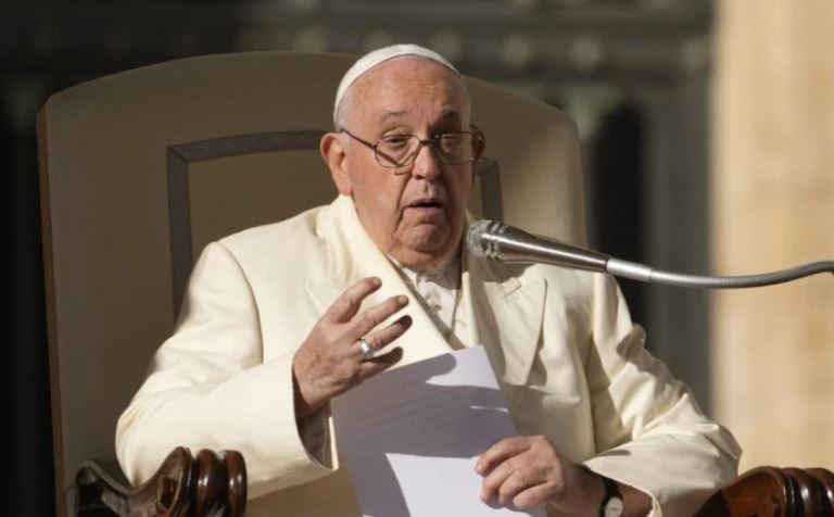 Dhuna dhe vrasja e grave, Papa Françesku: Është e nevojshme të edukohen burrat për marrëdhënie të shëndetshme
