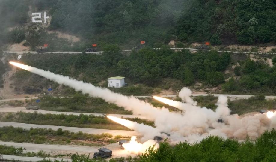 Koreja e Jugut synon të lëshojë satelitin e parë spiun në fund të nëntorit