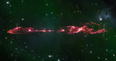 Teleskopi James Webb zbulon një yll të porsalindur