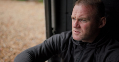 “Pija alkool derisa të më binte të fikët”, Rooney bën rrëfimin shokues