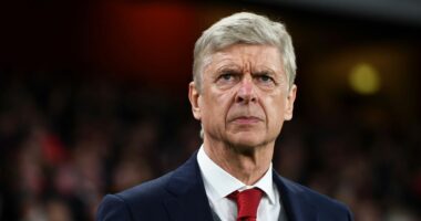 “Një miks mes Pogba, Kante e Viera”, Wenger elozhe për talentin e PSG: Është i mrekullueshëm