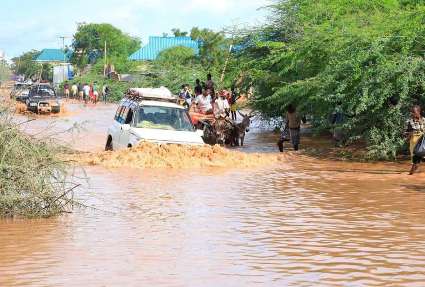 Përmbytje në Somali/ Raportohet për 29 viktima, evakuohen qindra mijëra banorë