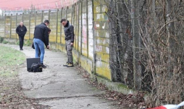 Serbi, nxënësi qëllohet me thikë në oborrin e shkollës
