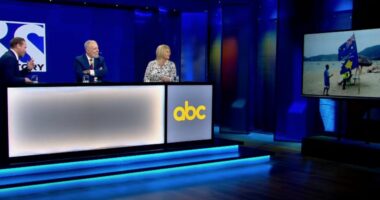 Udhëtimet e shqiptarëve/ Sadriu: Kam parë flamurin e Kosovës në Mianmar. Nanaj tregon historinë e shqiptarit në Kamerun