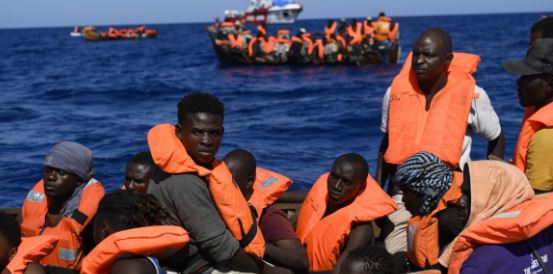Kaos në Lampeduza, mbi 1.200 emigrantë mbërrijnë  brenda 24 orësh