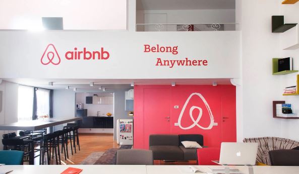 Hetimet për evazion fiskal, Italia sekuestron 779 milionë euro nga Airbnb