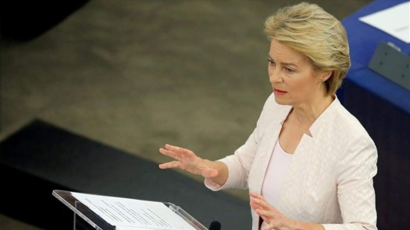 Von der Leyen: Kievi mund të kalojë në fazën tjetër të procesit të anëtarësimit në BE