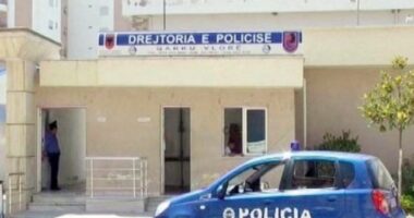 Drejtonin automjetin pa patentë, arrestohen dy të rinjtë në Vlorë