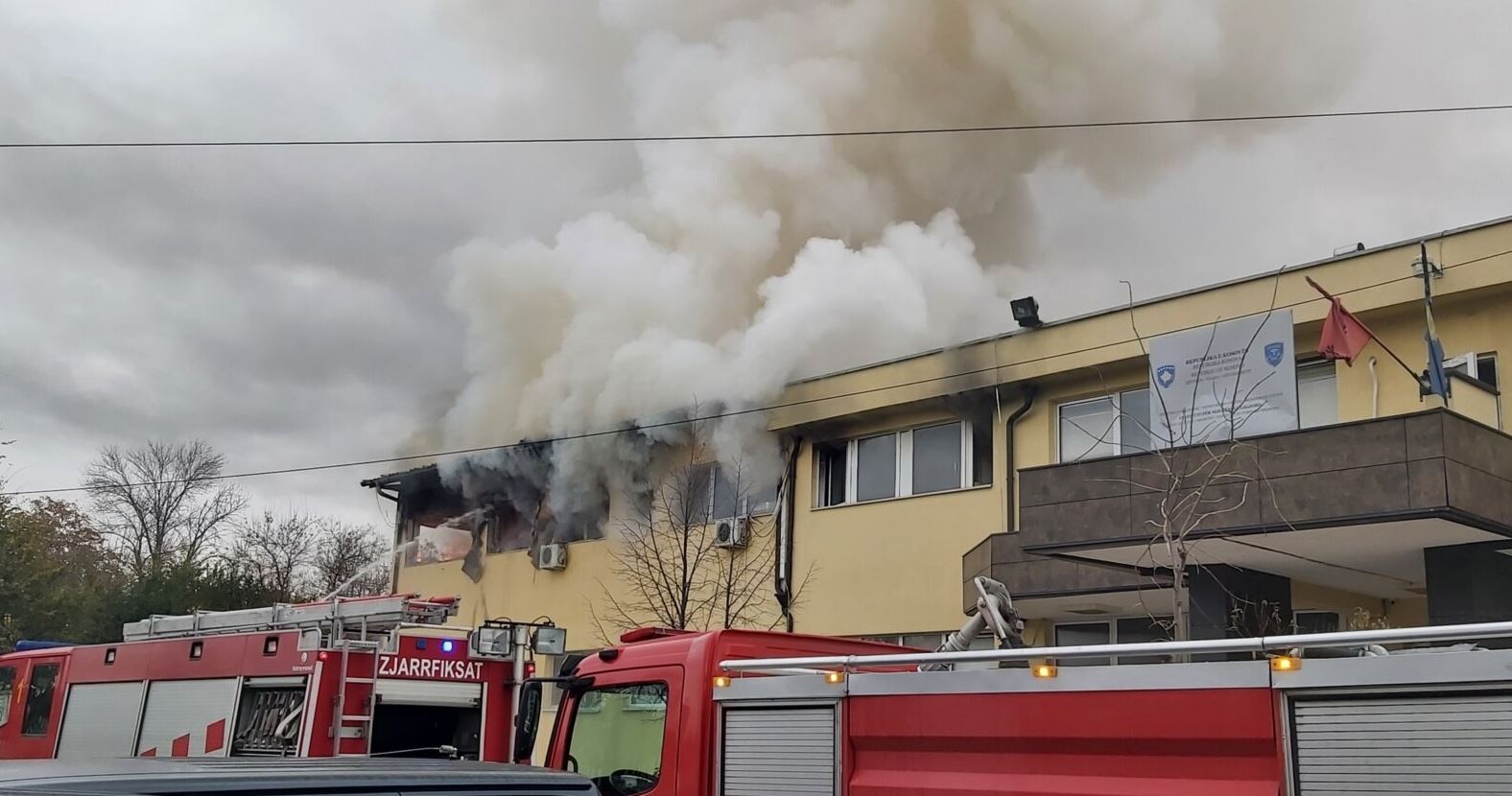 Zjarr në zyrat e Mjekësisë Ligjore në Prishtinë