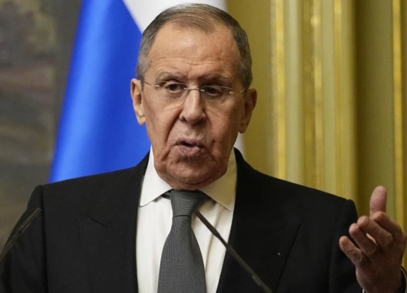 Lavrov: Zgjatja e konfliktit do të vështirësojë kushtet për fillimin e negociatave   