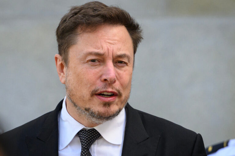 Elon Musk planifikon të krijojë një universitet në Teksas