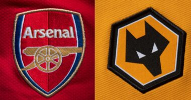 &ldquo;Top&ccedil;injt&euml;&rdquo; presin &ldquo;Ujq&euml;rit&rdquo; n&euml; &ldquo;Emirates&rdquo;, publikohen formacionet e sfid&euml;s Arsenal-Wolves