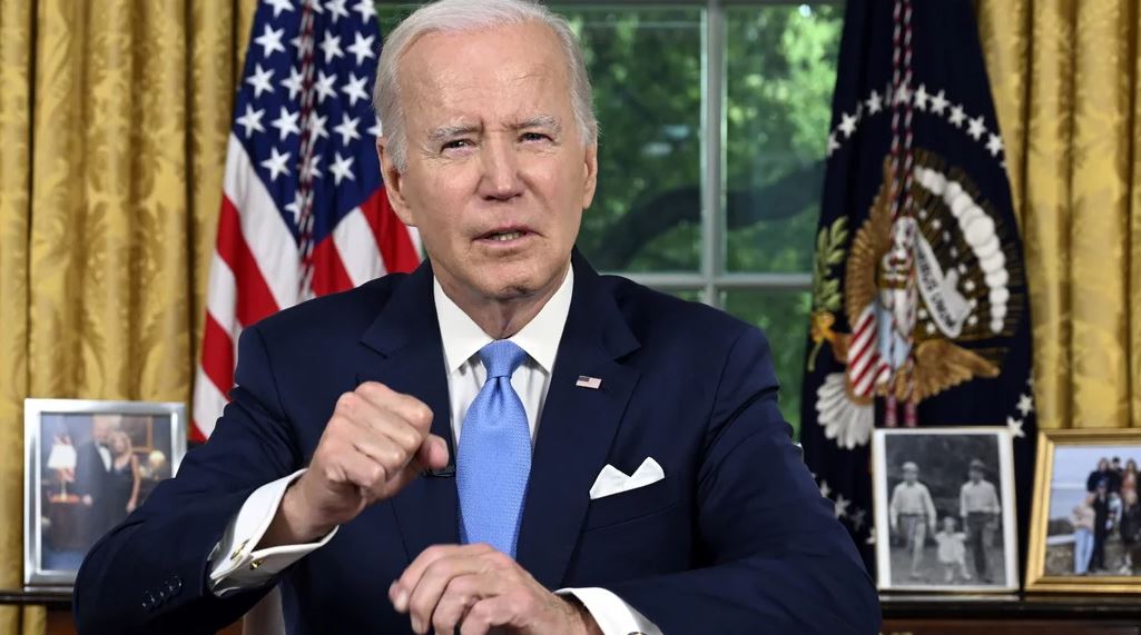 Biden jep urdhrin: Sanksione ndaj atyre që mbështesin pushtimin rus të Ukrainës