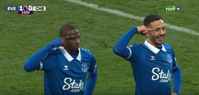 VIDEO/ Chelsea e pëson, Everton kalon në avantazh