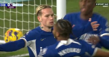 VIDEO/ Shpërthen festa në “Stamford Bridge”, Chelsea në epërsi ndaj “Shqiponjave”