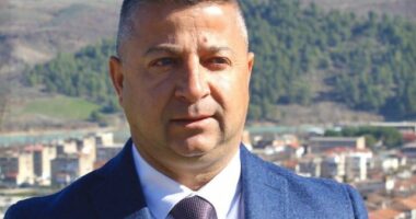 Kryebashkiaku i Memaliajt letër-propozim Ramës: Ofrojmë vende për strehimin e refugjatëve