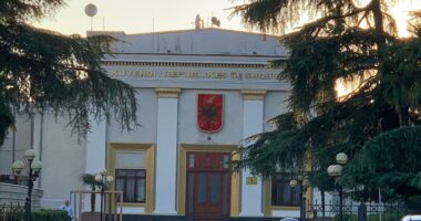 Irani, “dhuratë” për Krishtlindje/ Hakerat sulmojnë faqen e parlamentit shqiptar dhe të disa kompanive