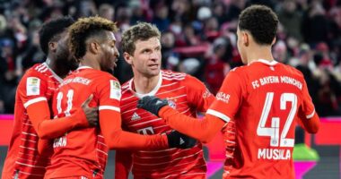 Rinovimi vonon, &ldquo;veterani&rdquo; i Bayern Munich k&euml;rkohet nga &ldquo;gjigant&euml;t&rdquo; e Premier League dhe Serie A