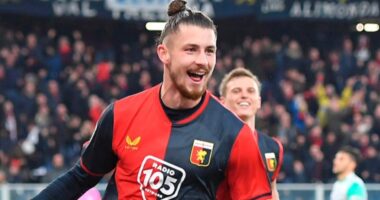 P&euml;rballje &ldquo;milaneze&rdquo; n&euml; merkato, Milan e Inter pas &ldquo;yllit&rdquo; t&euml; Genoa