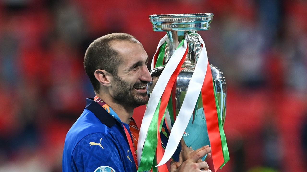 Fundi i një karriere “magjike”, Chiellini pritet të njoftojë këtë të martë largimin nga futbolli i luajtur