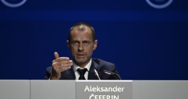 Ceferin reagon sërish kundër Super League: Futbolli mbetet i bashkuar, ky sport nuk është në shitje