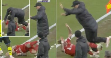 VIDEO/ Klopp &ldquo;d&euml;mton&rdquo; lojtarin e tij, tifoz&euml;t n&euml; rrjetet sociale: Pse nuk mori karton t&euml; verdh&euml;?