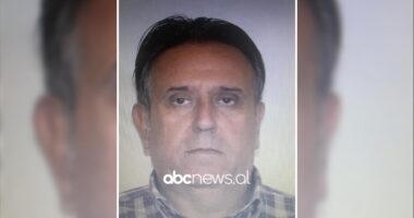 Ekzekutimi i shqiptarit në Greqi/ Flasin fqinjët: E vranë përpara pallatit, nuk kishte asnjë pikë gjak në këmishë