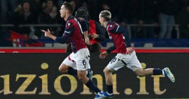 VIDEO/ T&euml; pathyesh&euml;m n&euml; &ldquo;sht&euml;pi&rdquo;, Bologna mund past&euml;r Roma-n p&euml;r t&euml; kapur &ldquo;zon&euml;n&rdquo; Champions