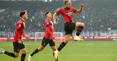 VIDEO/ &ldquo;Djajt&euml;&rdquo; rikthehen te fitoret, Milan fiton bindsh&euml;m ndaj Monza-s n&euml; &ldquo;San Siro&rdquo;