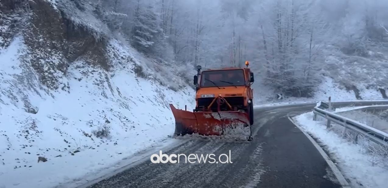 Përmirësohet situata e reshjeve të dëborës në juglindje, nuk ka problematika në qarkullim