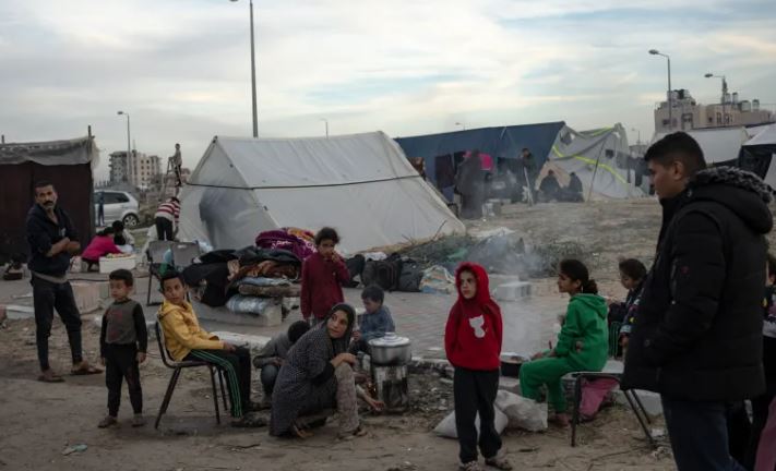 Zhvendosje masive në Gaza: 1.9 milionë njerëz të detyruar të largohen nga shtëpitë e tyre