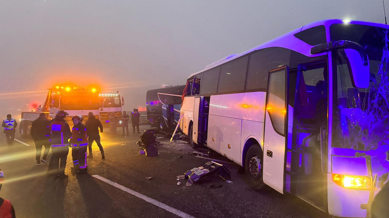 Aksident zinxhir në Turqi, 11 të vdekur dhe dhjetra të plagosur