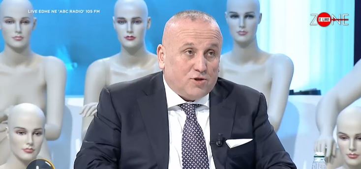 Ilir Kulla: Berisha “dogji” veten pasi i shpalli luftë SPAK-ut, nëse do paraqitej në gjykatë do ta kishte më të lehtë