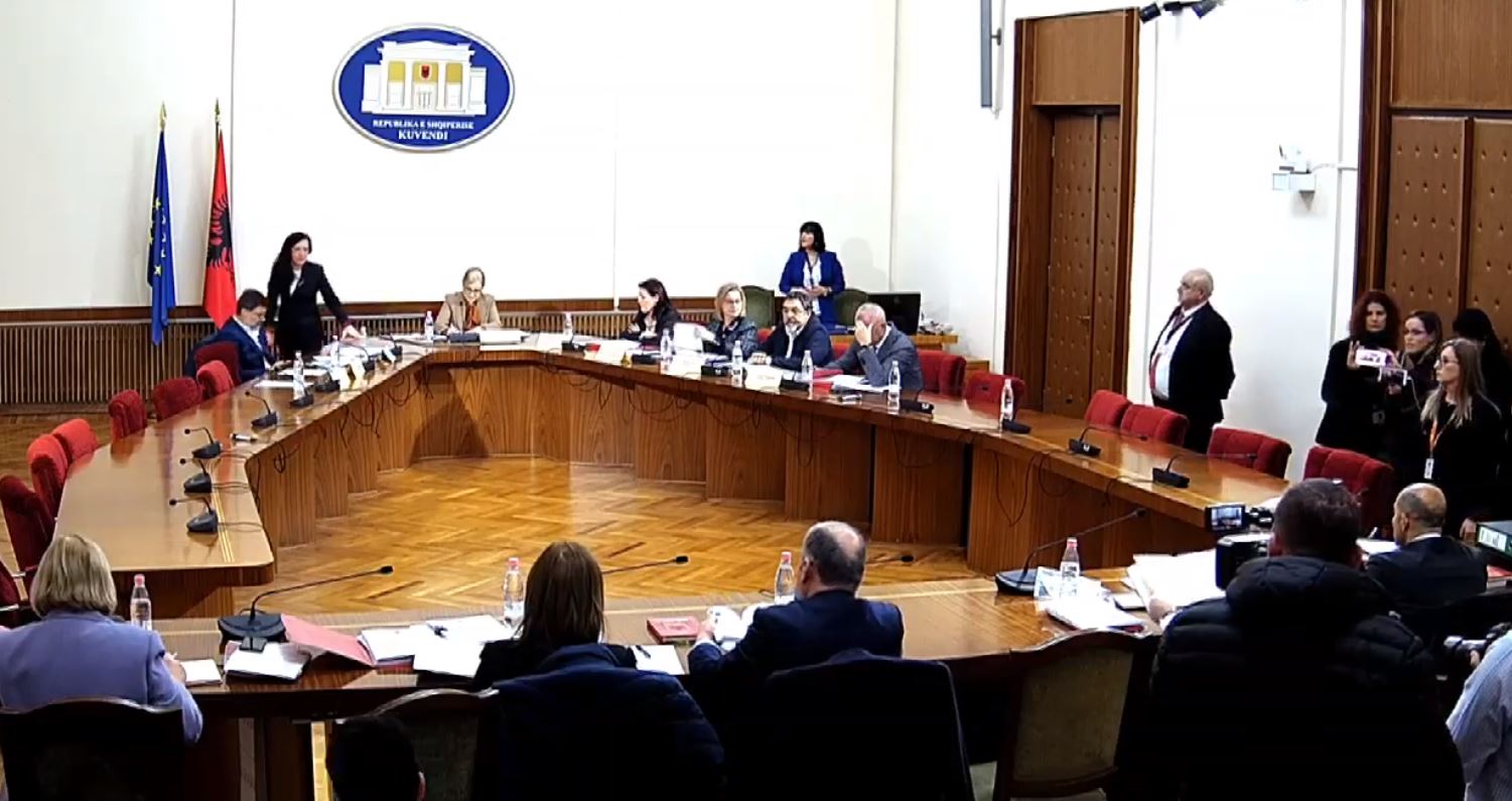 Arrestimi i Berishës/ Seanca nuk shtyhet, rrëzohet me 6 vota kërkesa e avokatëve