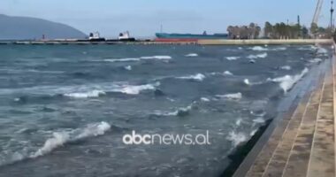 Parashikimi i motit/ Temperatura të ftohta, paralajmërohet dallgëzim i fortë në det
