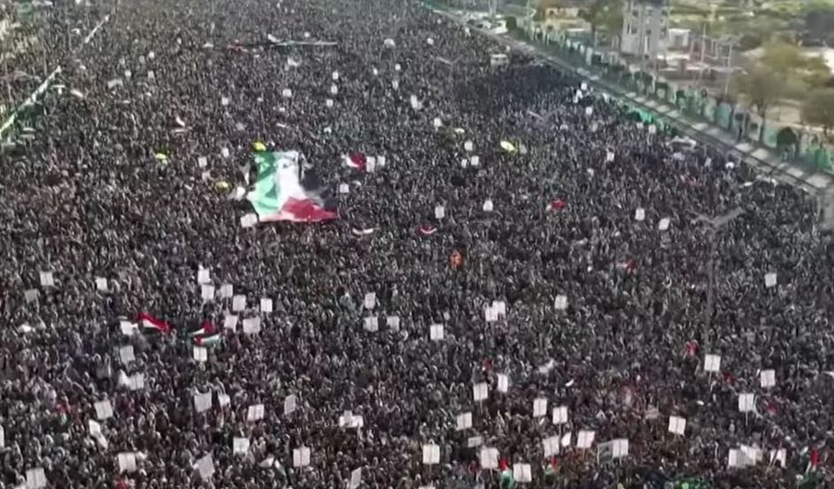 VIDEO/ Mijëra protestojnë në Jemen kundër luftës në Gaza dhe SHBA-së