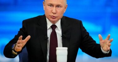 Putin përballet me gazetarët për herë të parë që nga pushtimi: Paqja do të ndodhë kur të arrijmë qëllimet tona