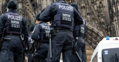 Gjermania dhe Franca shtojnë forcat policore përpara festimeve të Vitit të Ri, frikë nga sulmet terroriste