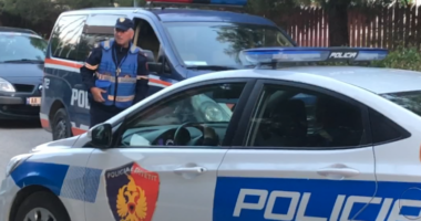 Makina përplas për vdekje 54 vjeçaren në Tiranë