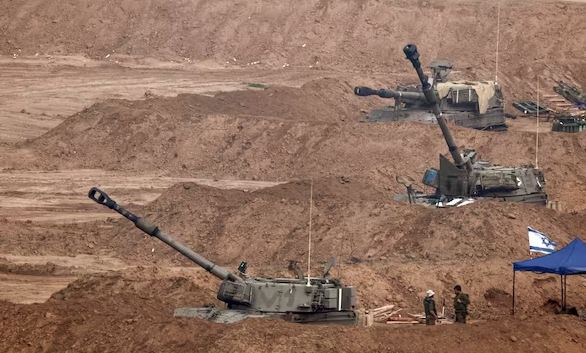 Tanket izraelite futen thellë në qytetin qendror të Gazës, 20 palestinezë të vrarë nga një sulm ajror