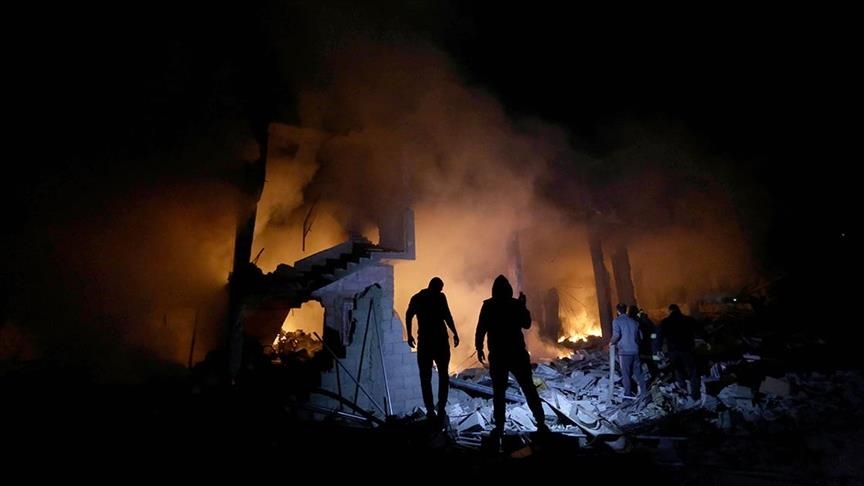 Izraeli bombardon zonën përreth spitalit Al-Amal në Gaza, të paktën 10 të vdekur