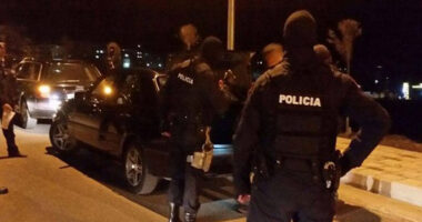 Disa të shoqëruar nga operacioni antidrogë në Vlorë, sekuestrohet lënda narkotike