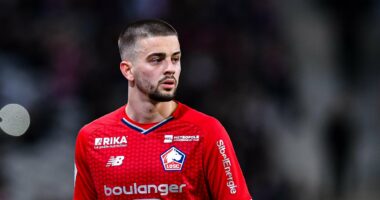 E pëson edhe Zhegrova, grabitet banesa e lojtarit nga Kosova